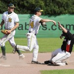 Regensburg und Paderborn starten am 13. April in Saison 2013