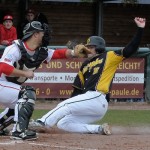 Troy Weinerts Walk-Off-Homerun sichert Stuttgart den Sieg