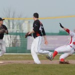 Reds überraschen Buchbinder Legionäre